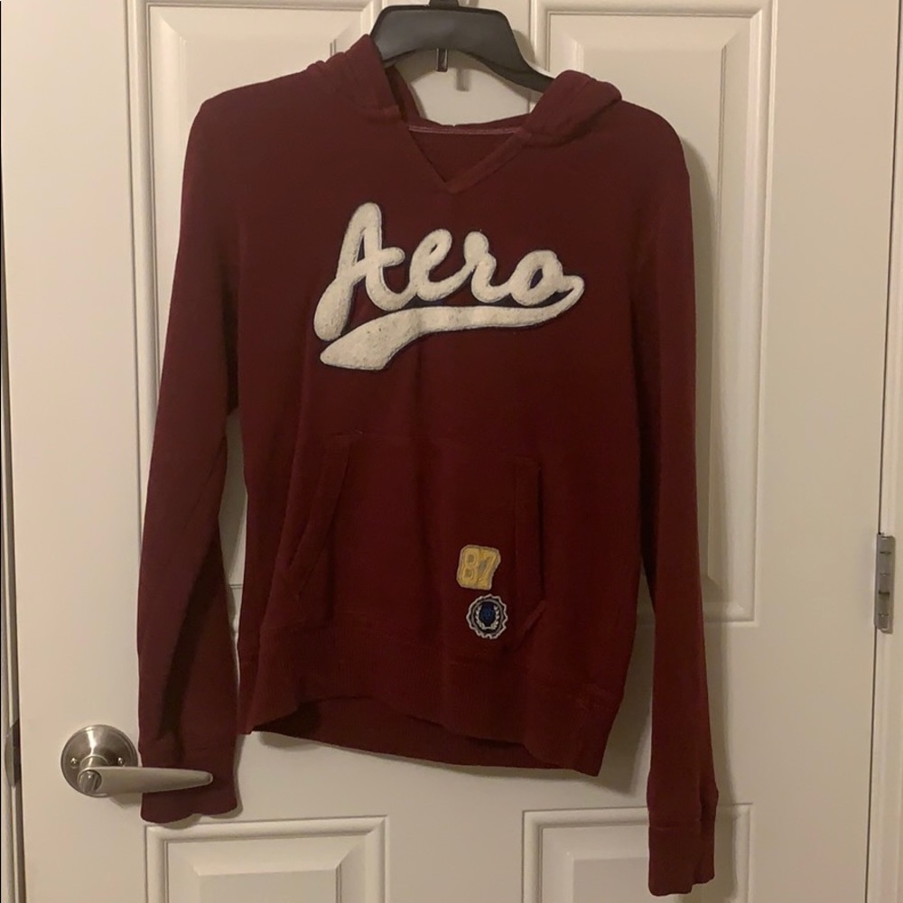 AEROPOSTAL maroon hooded sweatshirt